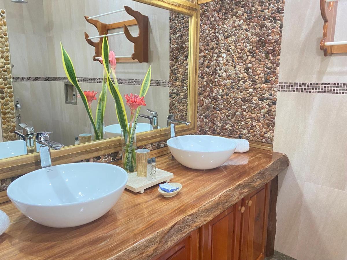Calou Guest House La Digue Eksteriør billede